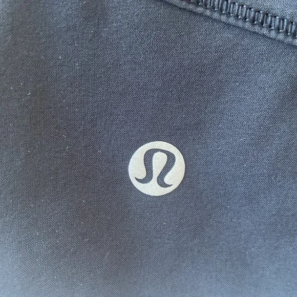 Lululemon Black Rival Skirt . 6 Reg - Picture 5 of 6